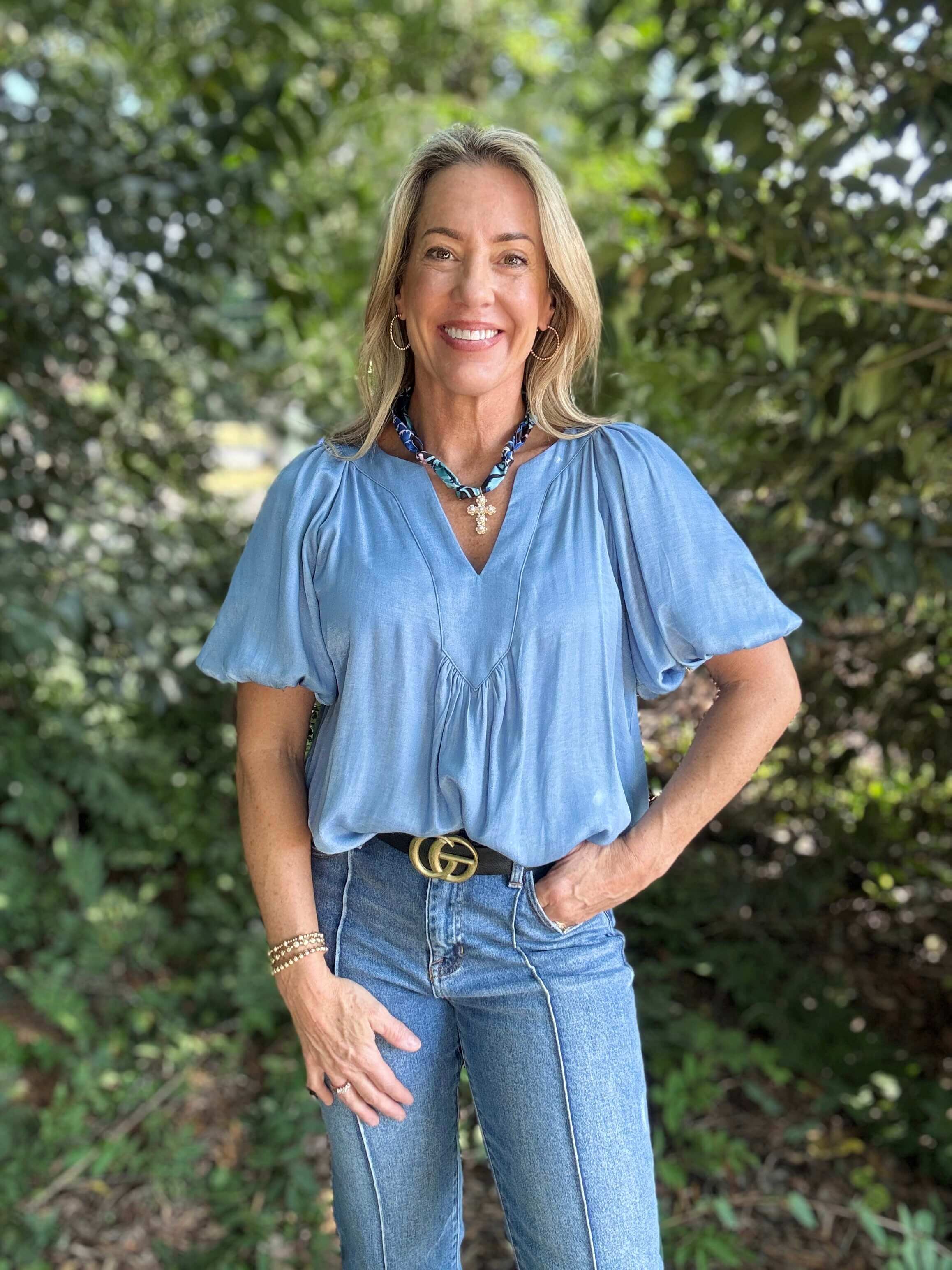 Mag Sky V-Neck Balloon Sleeve Top