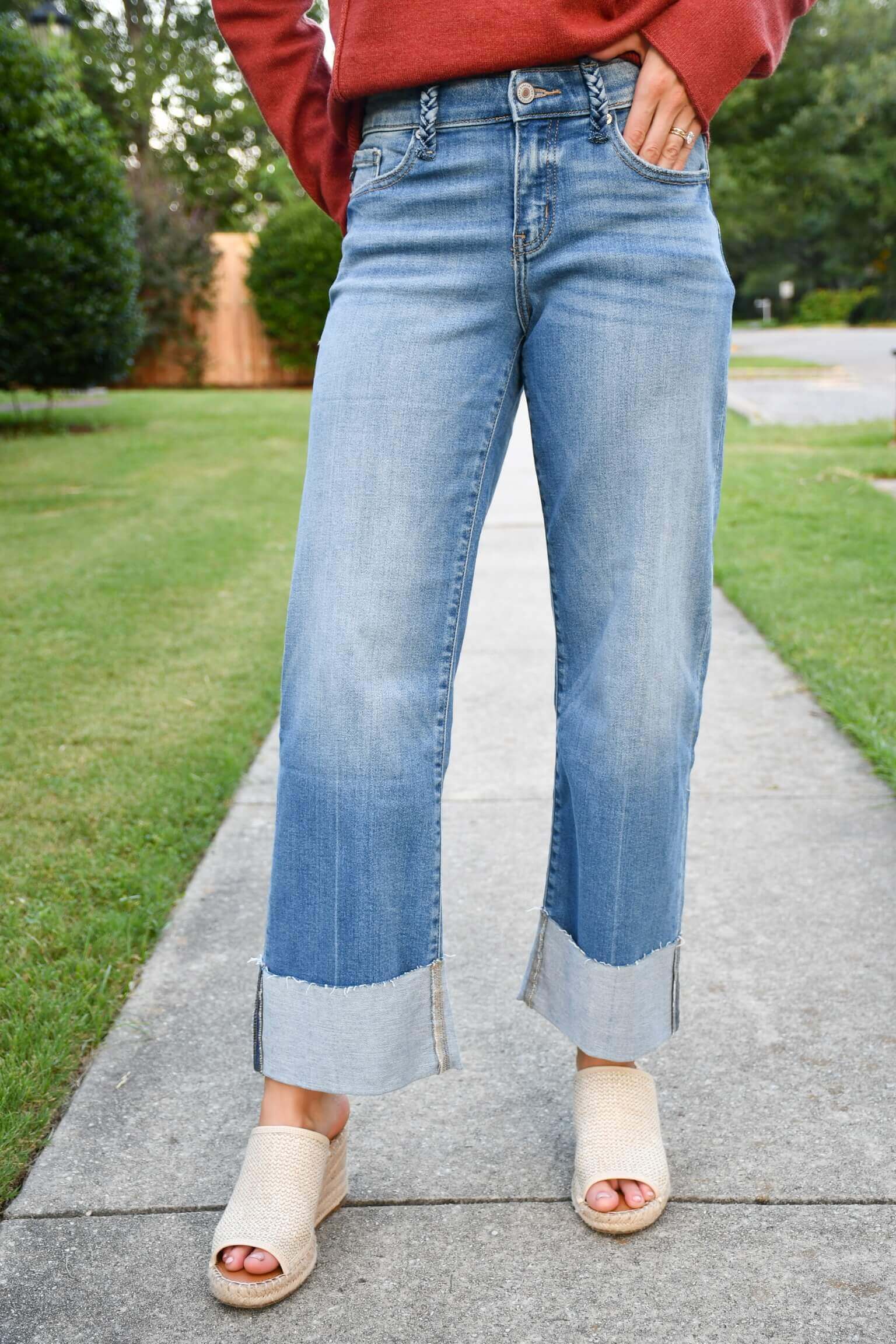 Mid Rise Crop Wide Leg Jeans