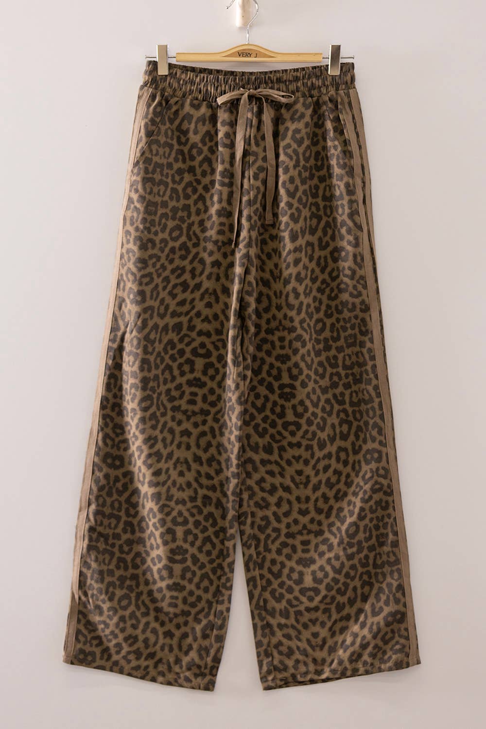 Larane Leopard Printed Pant