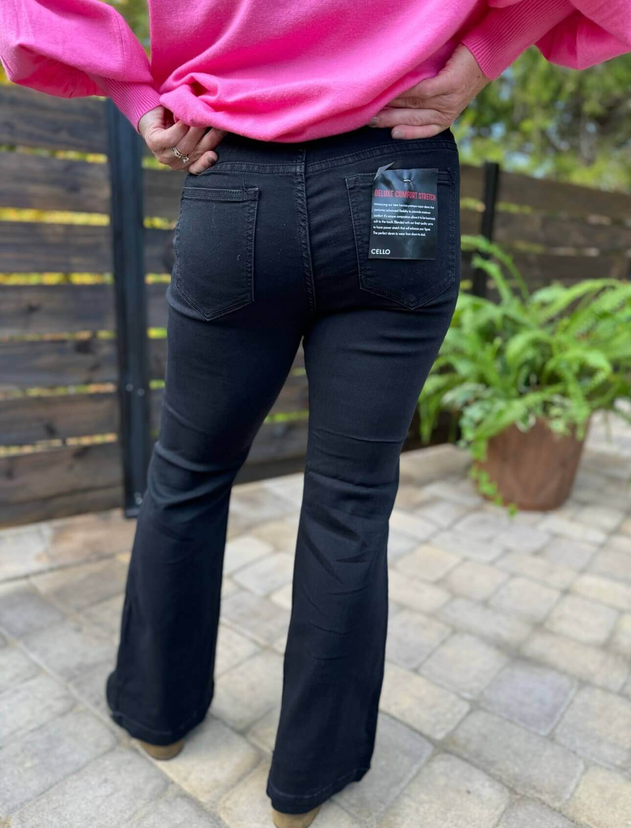 Macie Black FlareJeans