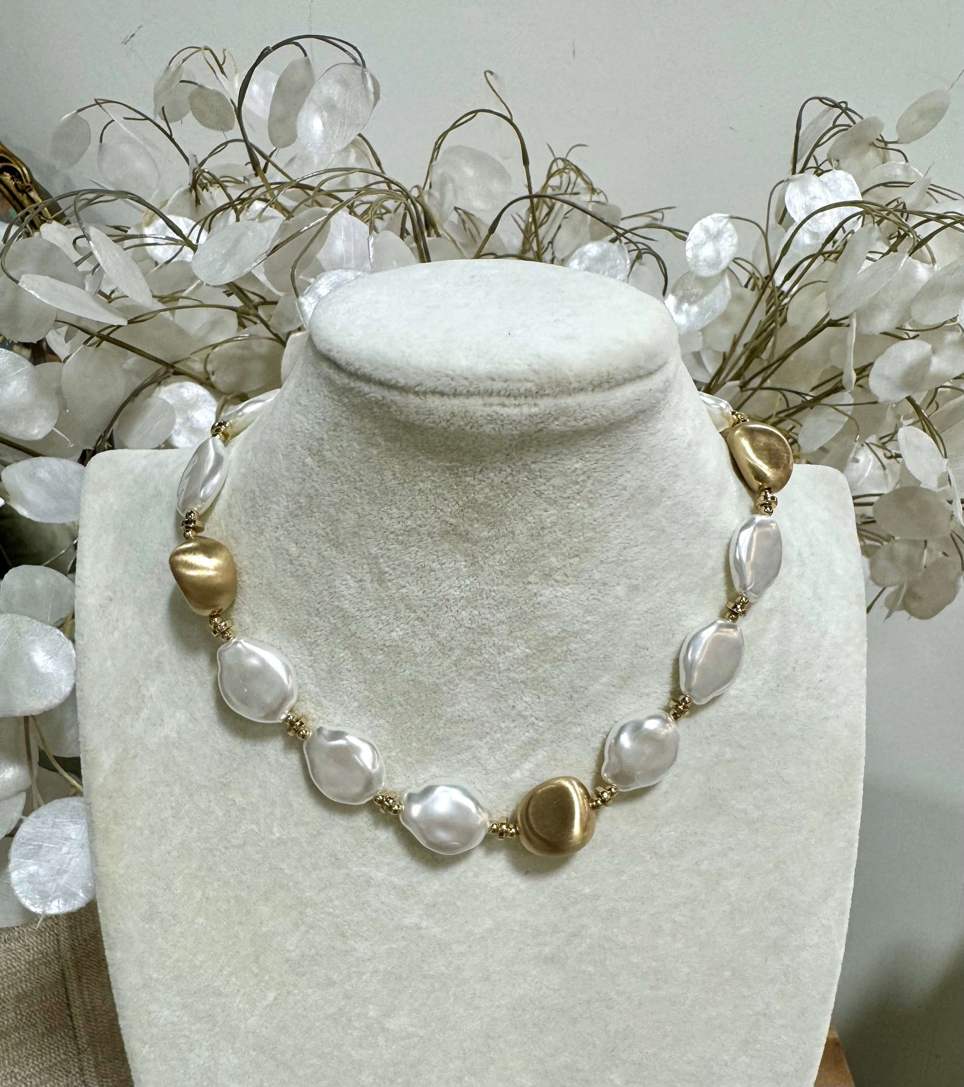 Mix Pearl Bead Necklace