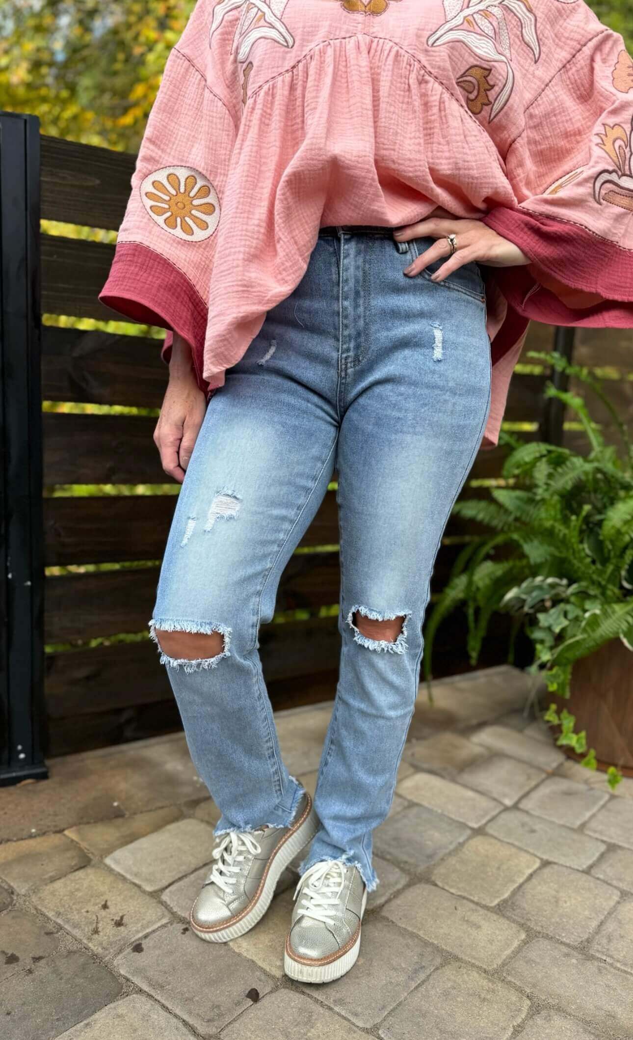 Jennie Raw Hem Jeans