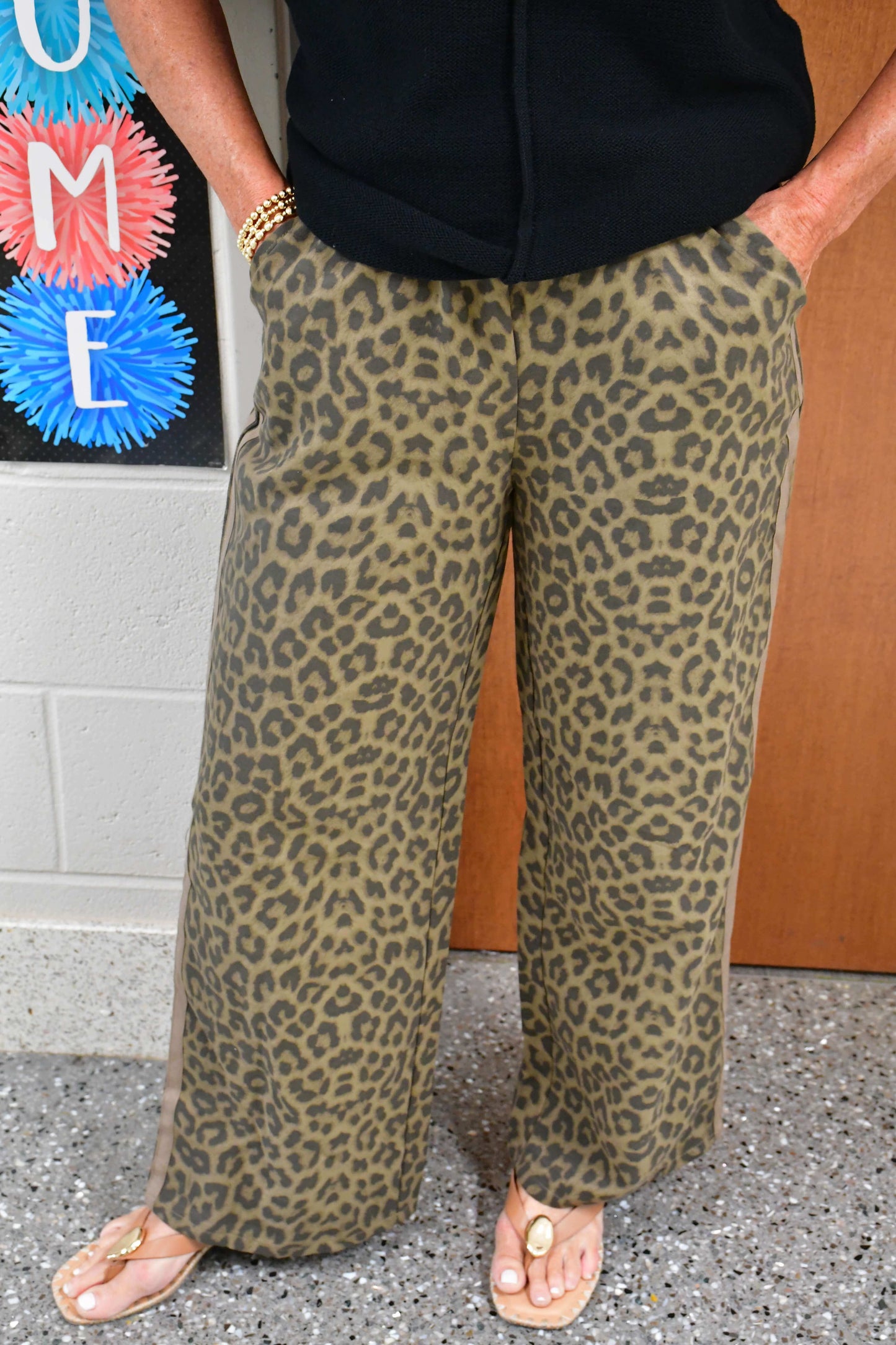 Larane Leopard Printed Pant