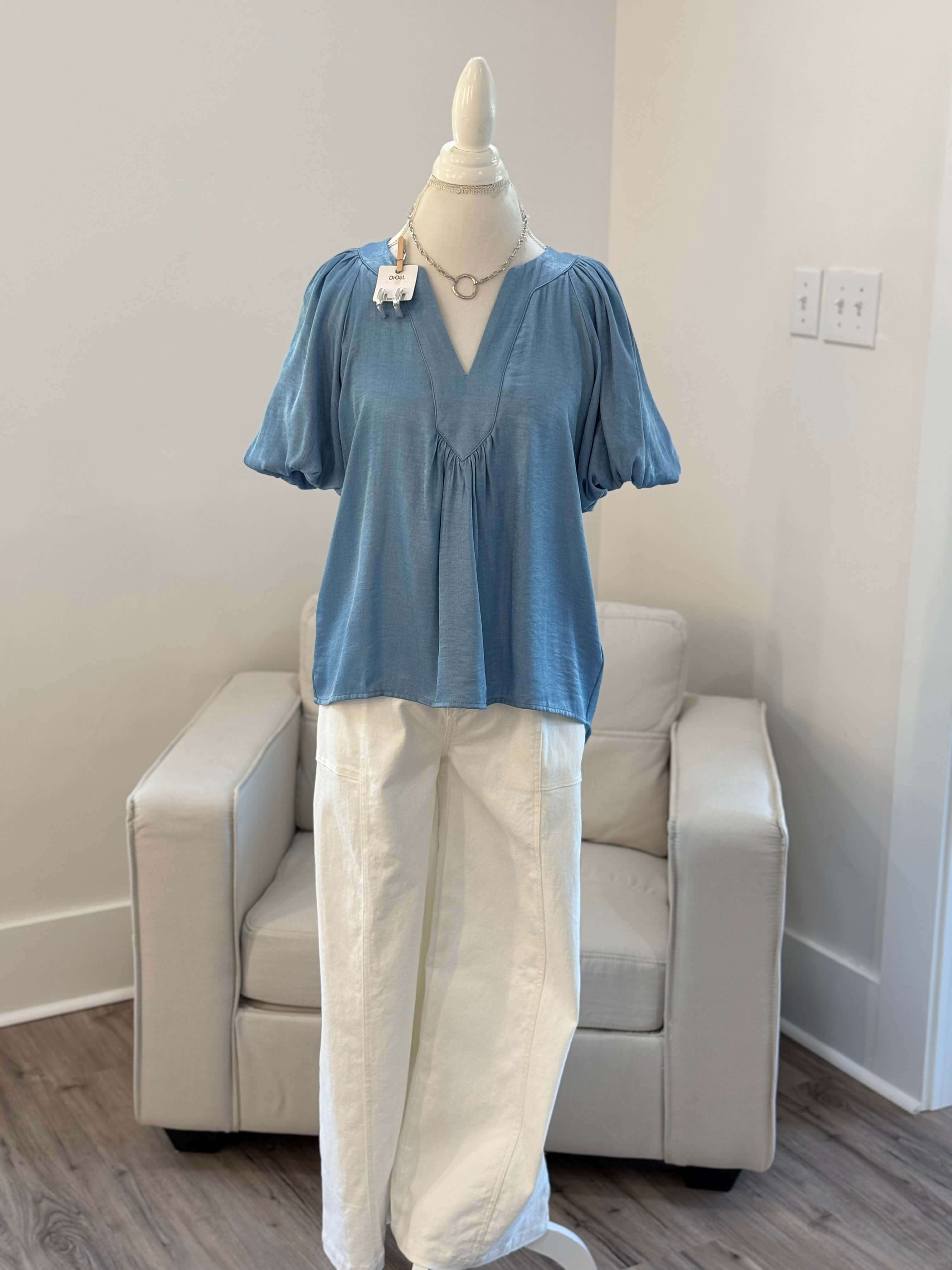 Mag Sky V-Neck Balloon Sleeve Top