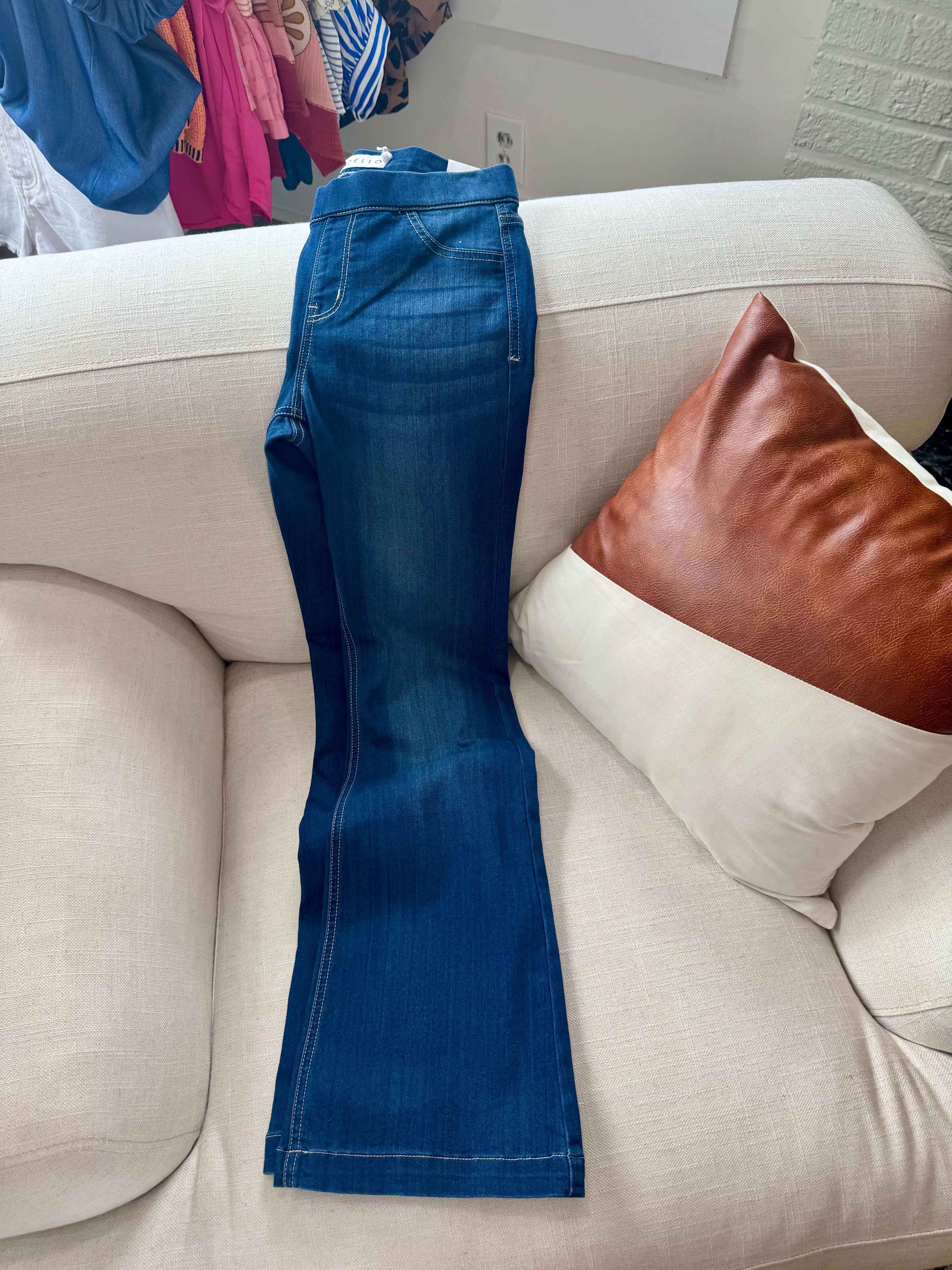 Meg Pull On Jeans