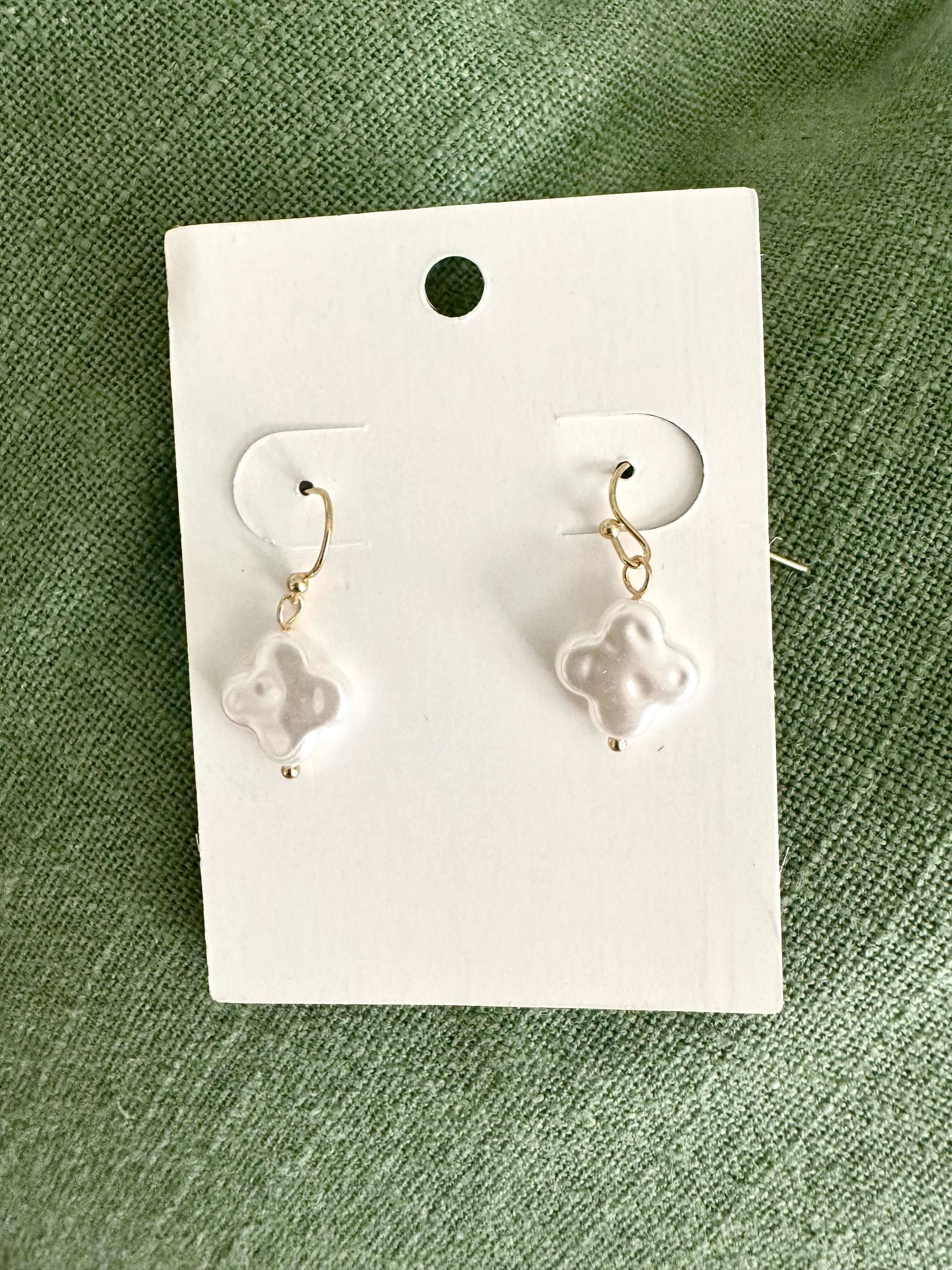 Pearl Clover Earrings