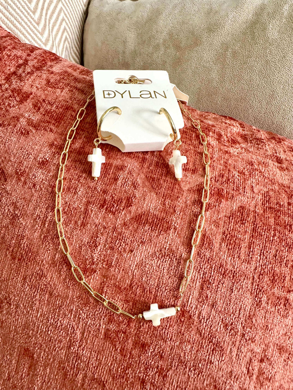 Priva Cross Earrings