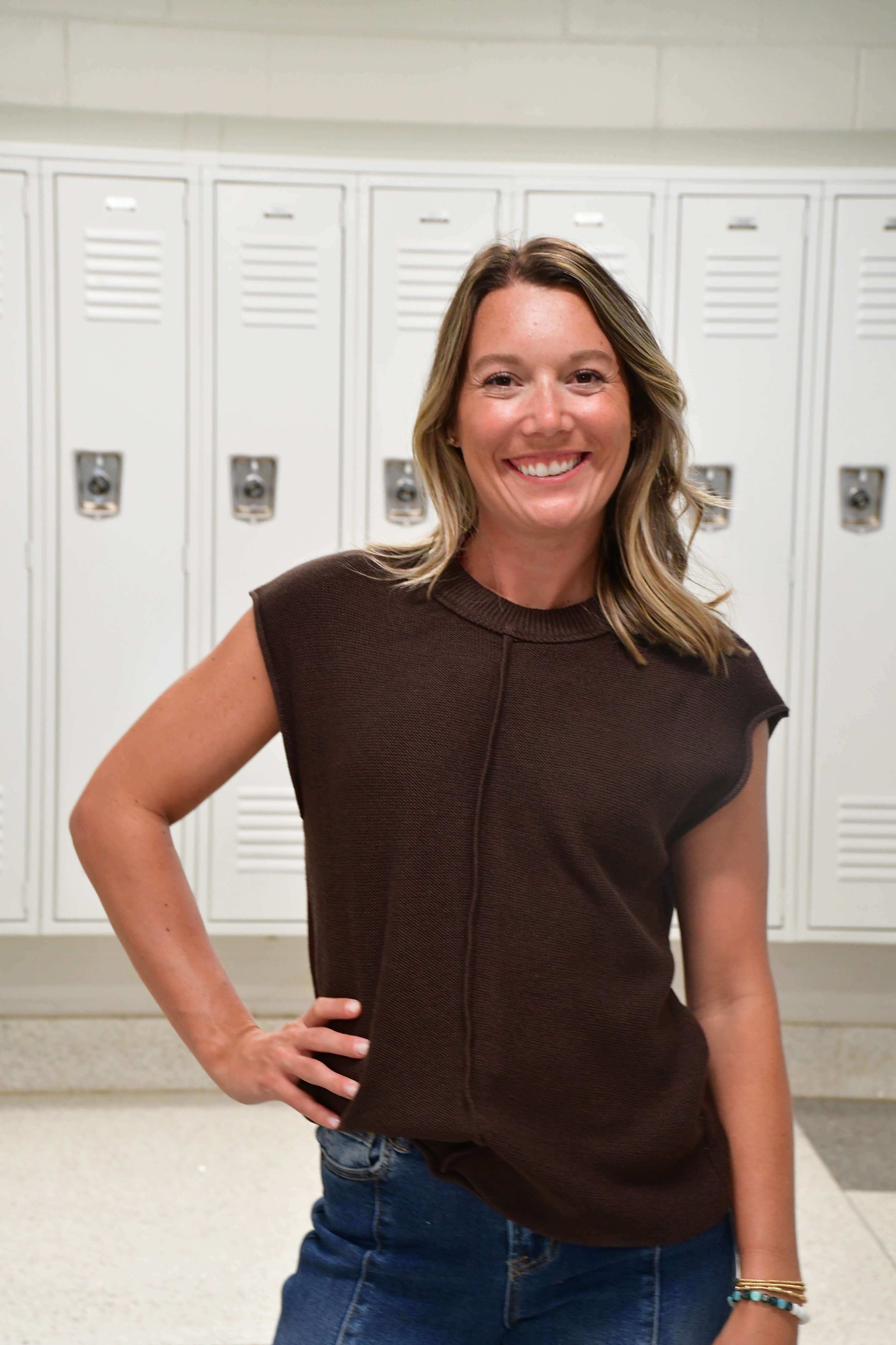 Shannon Center Seam Sleeveless Sweater