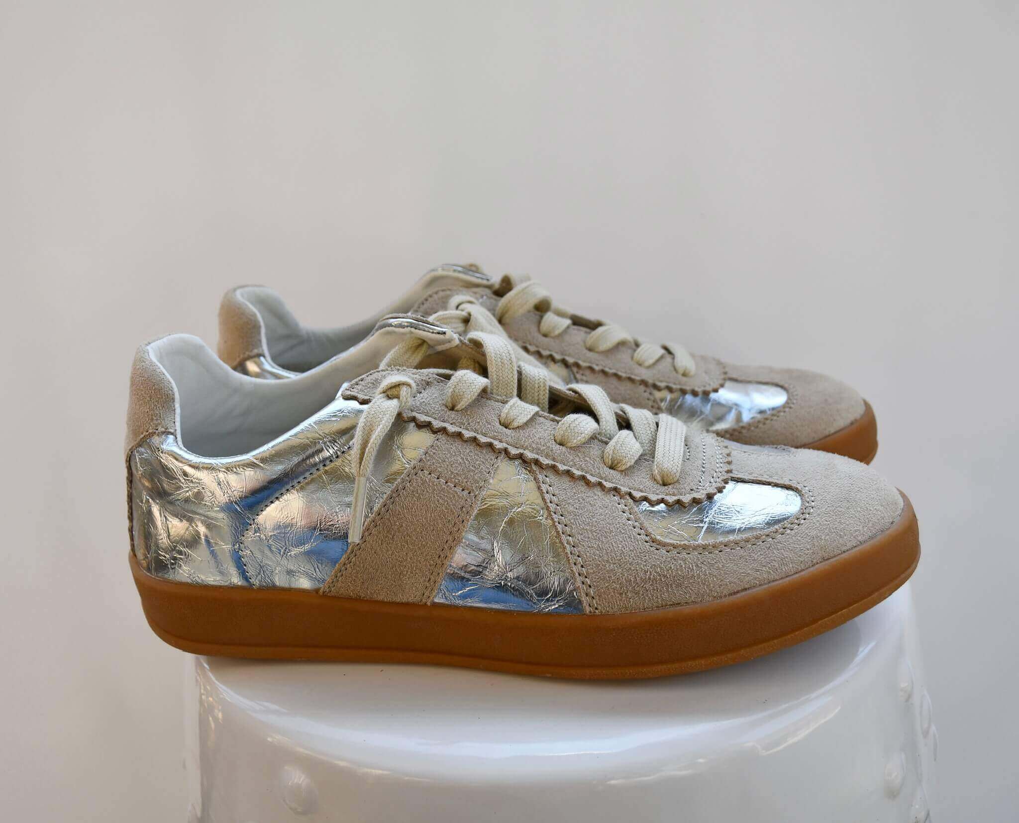Vera Silver & Tan Sneaker