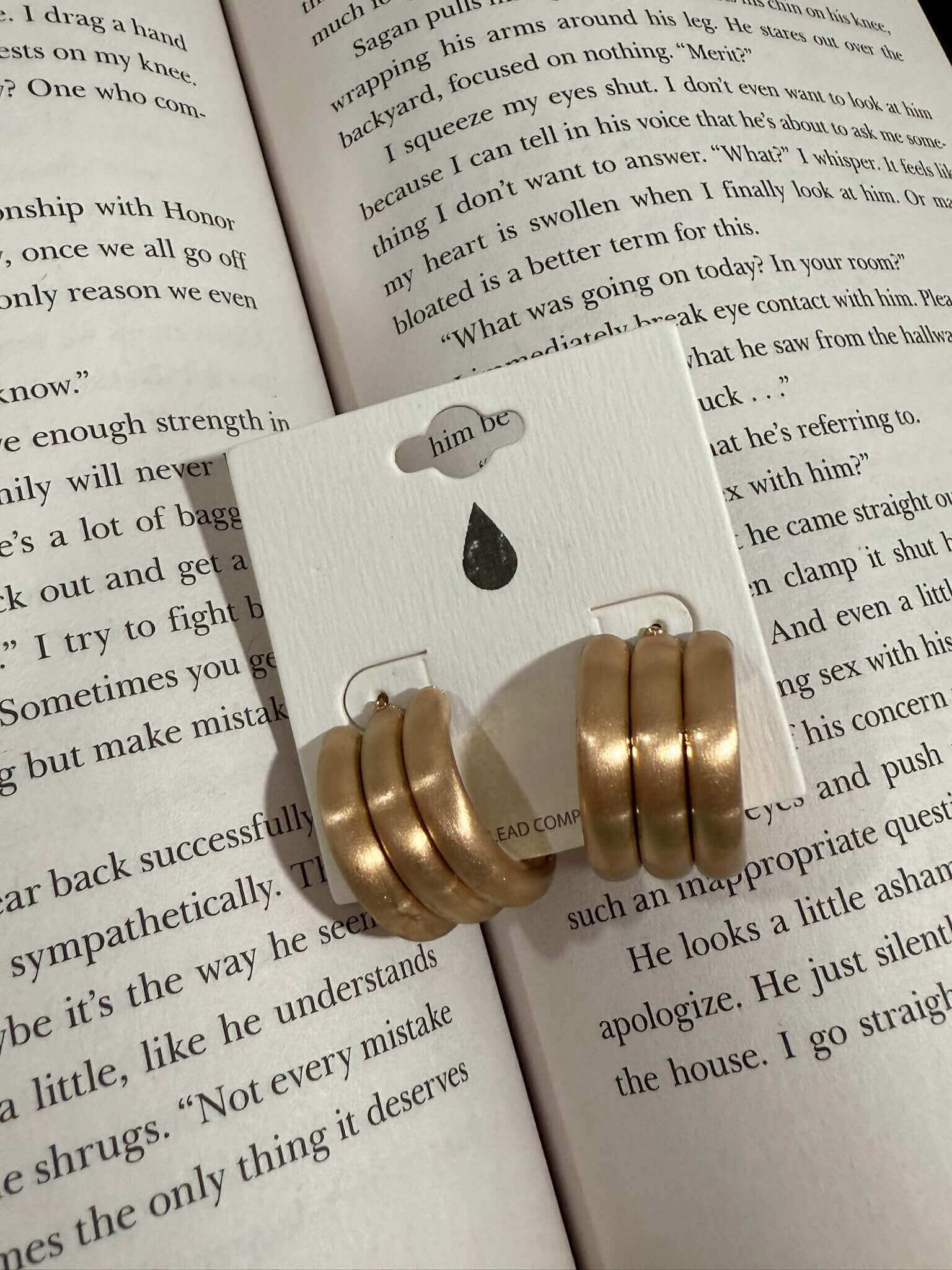 Three Row Huggee Hoops