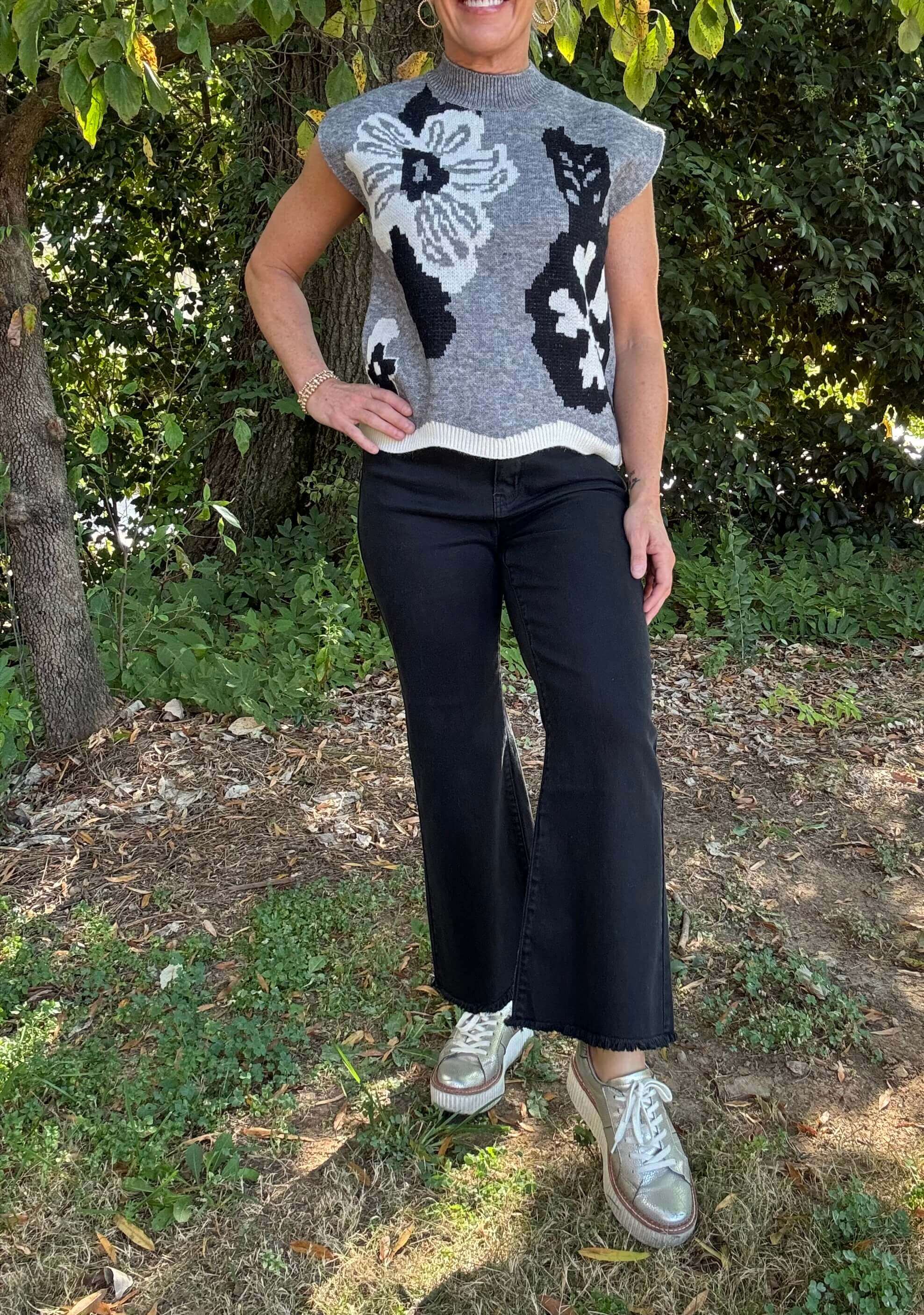Barb Black Cropped Jeans